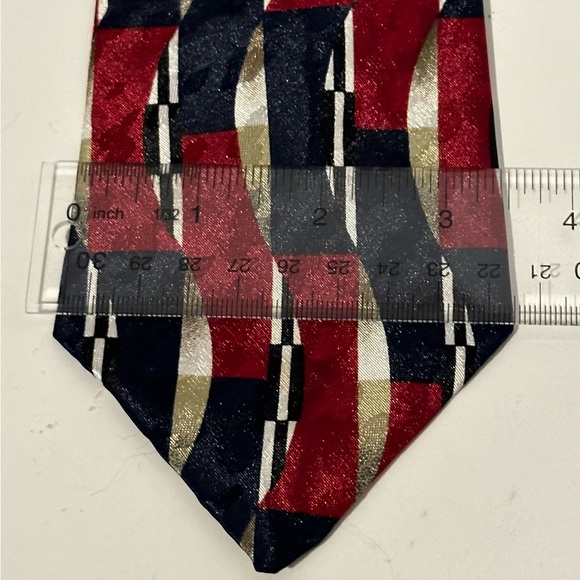 Prince Bellini Italian Styled Patterned Necktie - Picture 4 of 4